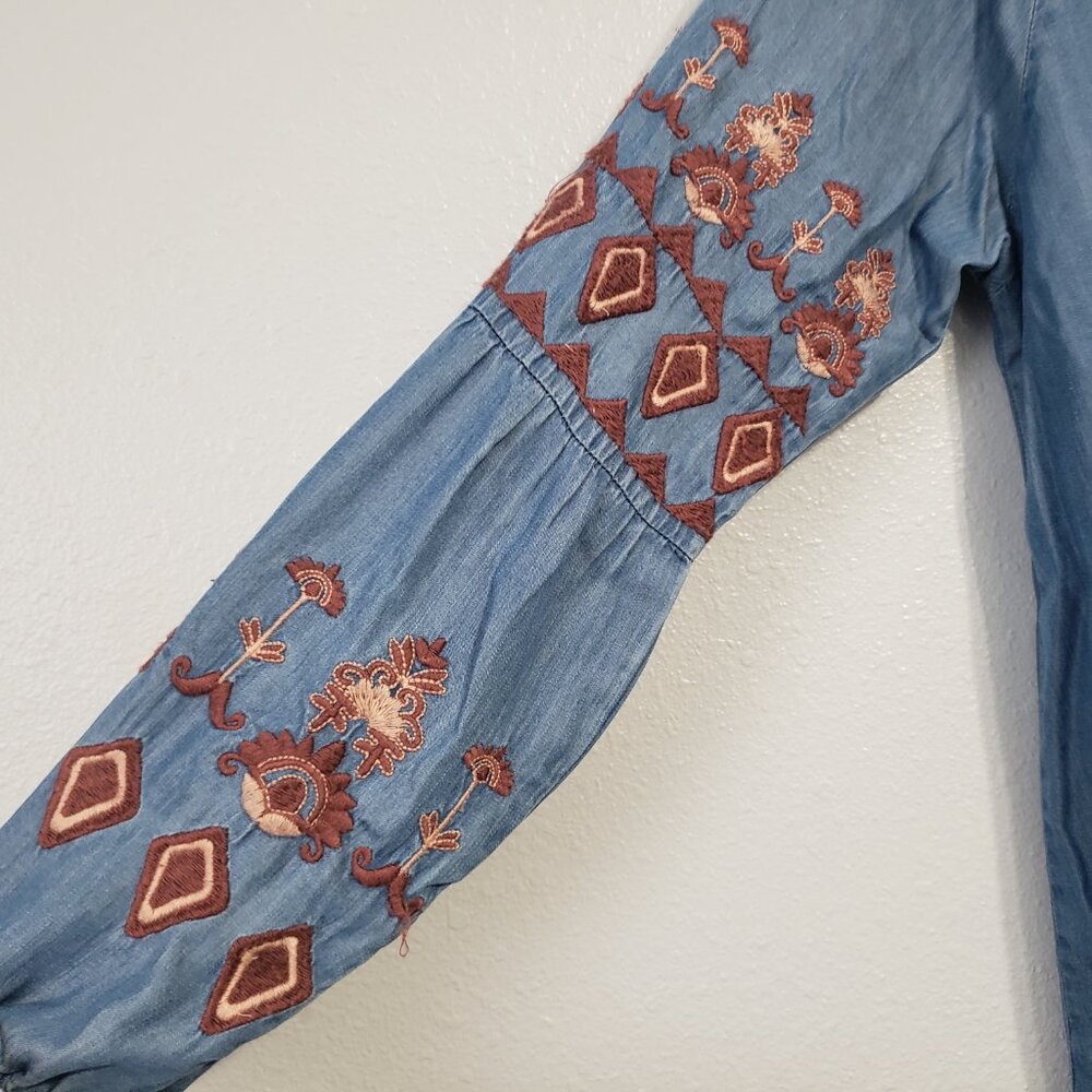 Altar'd State Womens M Embroidered Chambray Boho Tunic Top Blue Long Tassels - Picture 6 of 15